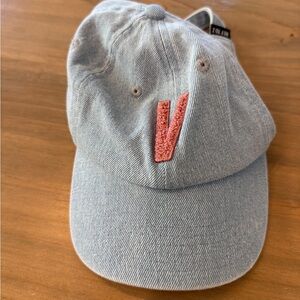 Rey to Z initial V hat baby size